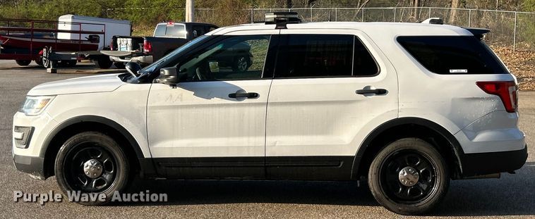 image for item EK4293 2017 Ford Explorer Police Interceptor  SUV