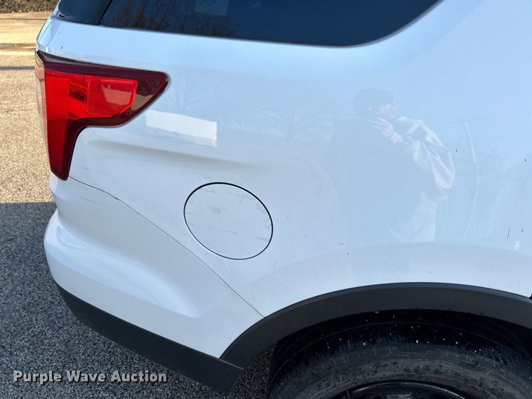 image for item EK4293 2017 Ford Explorer Police Interceptor  SUV