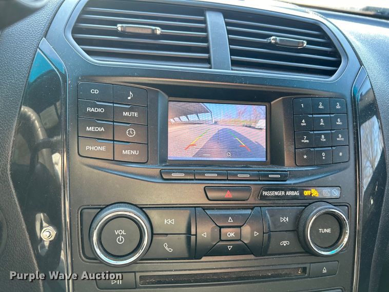 image for item EK4293 2017 Ford Explorer Police Interceptor  SUV