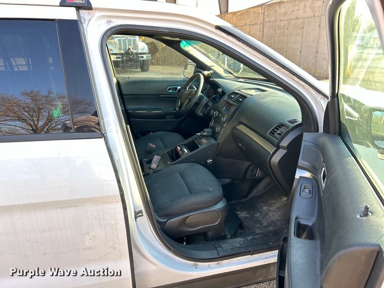 image for item EK4293 2017 Ford Explorer Police Interceptor  SUV