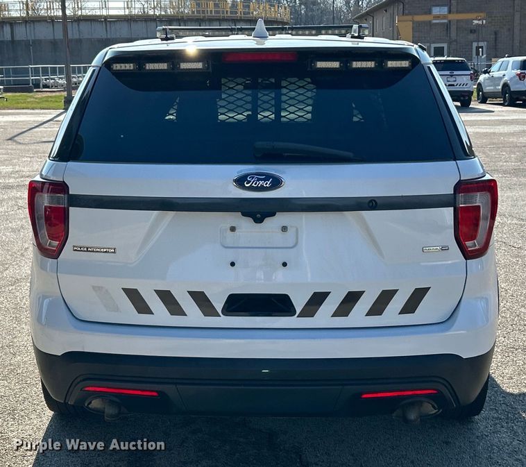 image for item EK4294 2016 Ford Explorer Police Interceptor  SUV