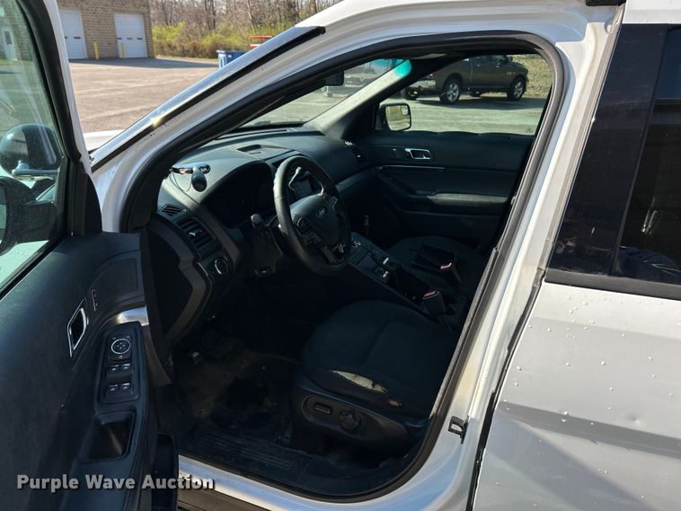 image for item EK4294 2016 Ford Explorer Police Interceptor  SUV