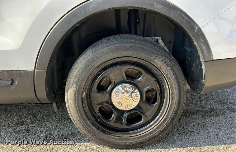 image for item EK4294 2016 Ford Explorer Police Interceptor  SUV