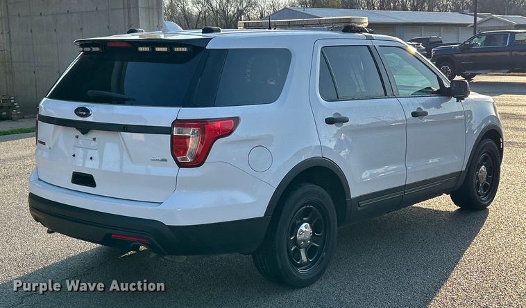image for item EK4295 2017 Ford Explorer Police Interceptor  SUV