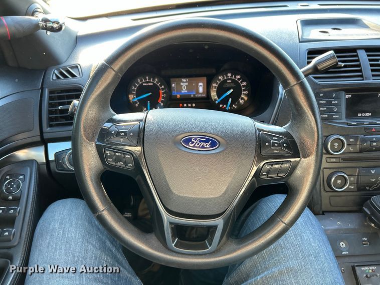 image for item EK4295 2017 Ford Explorer Police Interceptor  SUV