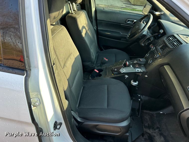 image for item EK4295 2017 Ford Explorer Police Interceptor  SUV