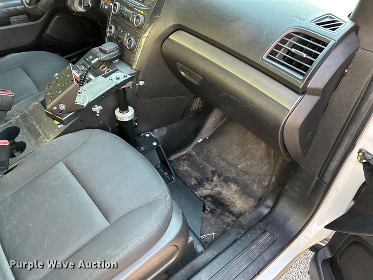 image for item EK4295 2017 Ford Explorer Police Interceptor  SUV