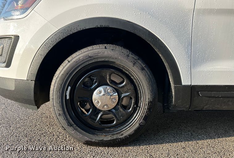 image for item EK4295 2017 Ford Explorer Police Interceptor  SUV