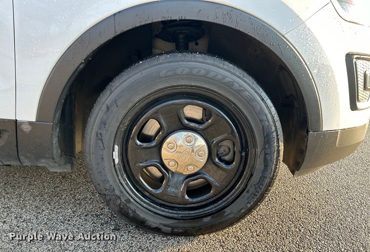 image for item EK4295 2017 Ford Explorer Police Interceptor  SUV