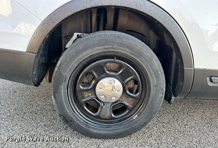 image for item EK4295 2017 Ford Explorer Police Interceptor  SUV