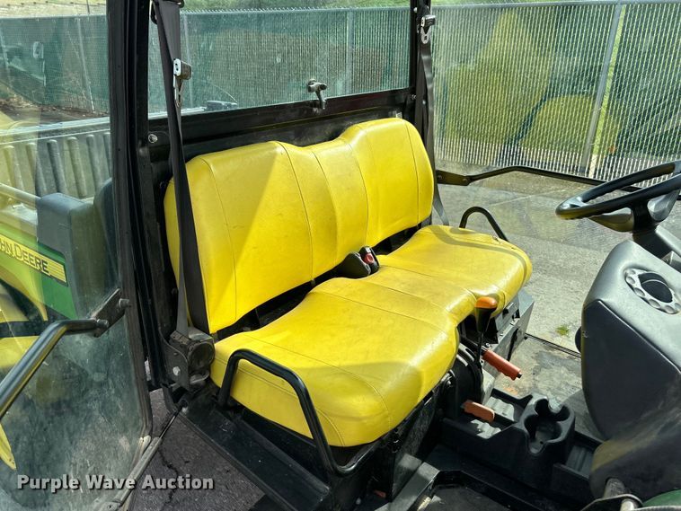 image for item EK4309 2015 John Deere Gator XUV 825i utility vehicle