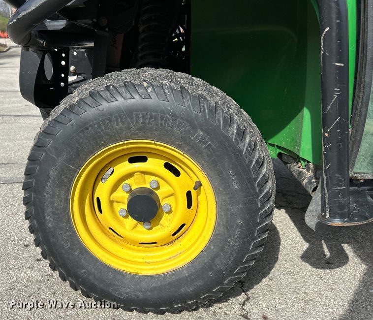 image for item EK4309 2015 John Deere Gator XUV 825i utility vehicle