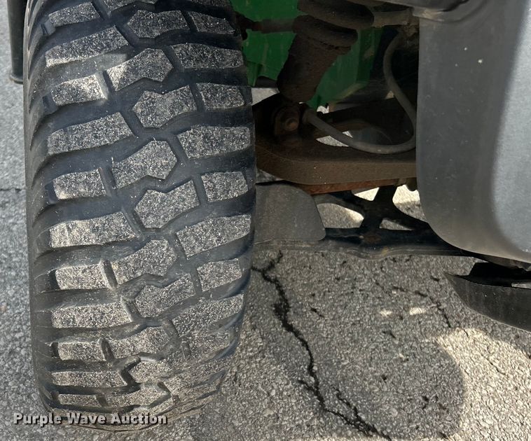 image for item EK4309 2015 John Deere Gator XUV 825i utility vehicle