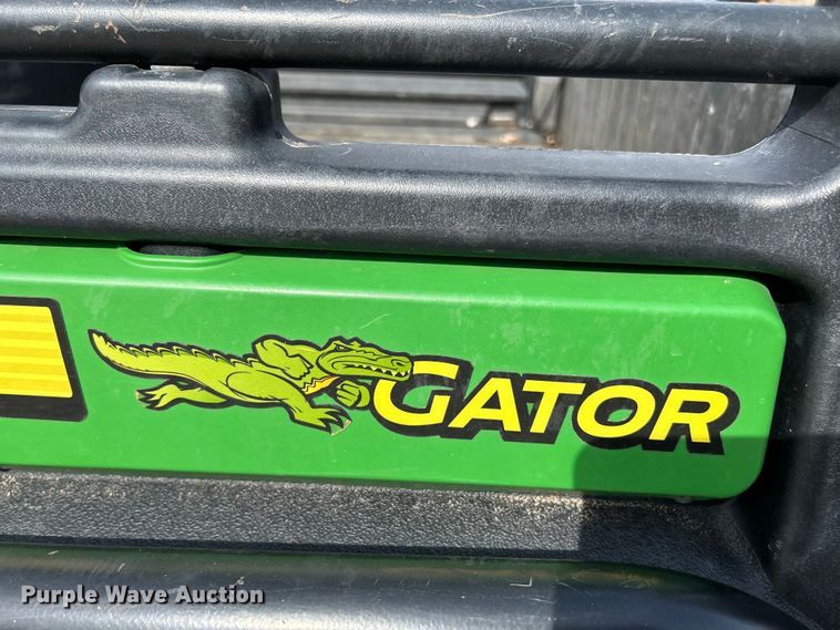 image for item EK4309 2015 John Deere Gator XUV 825i utility vehicle