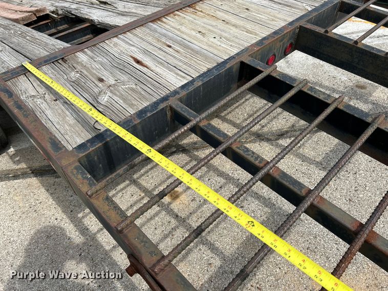 image for item EK4310 2009 Roadrunner  equipment trailer