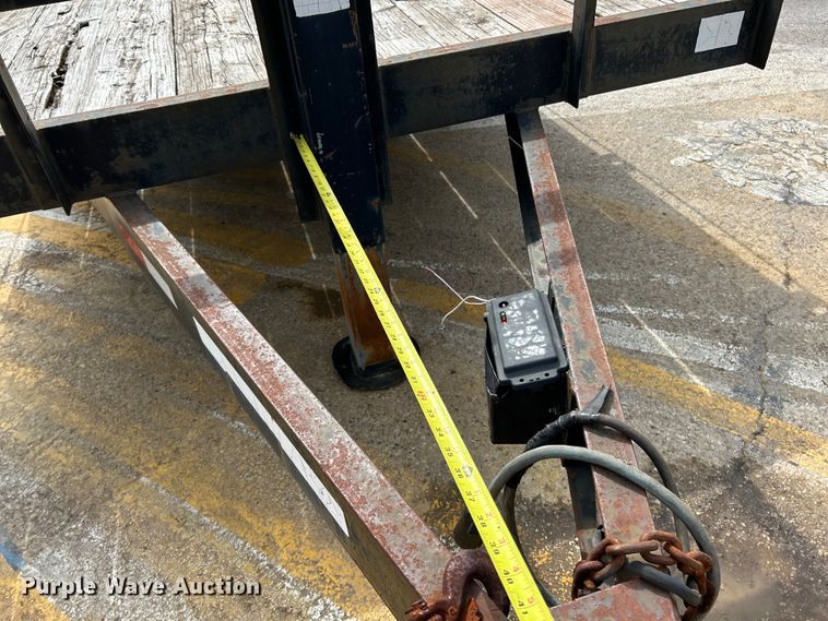 image for item EK4310 2009 Roadrunner  equipment trailer