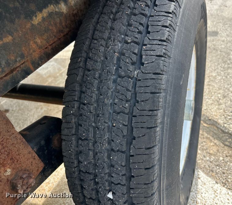 image for item EK4310 2009 Roadrunner  equipment trailer