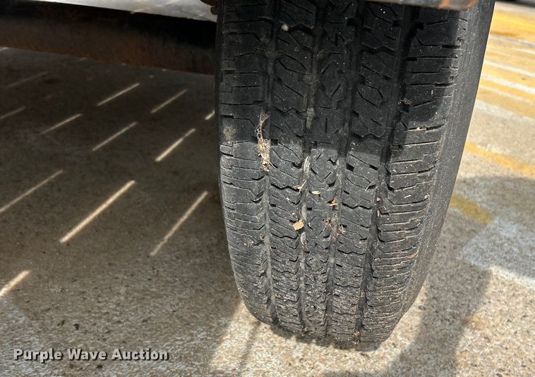 image for item EK4310 2009 Roadrunner  equipment trailer