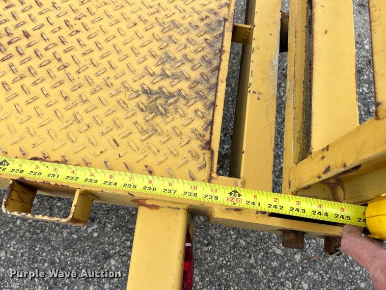 image for item EK4314 2009 Mac-Lander 20TFHWB equipment trailer