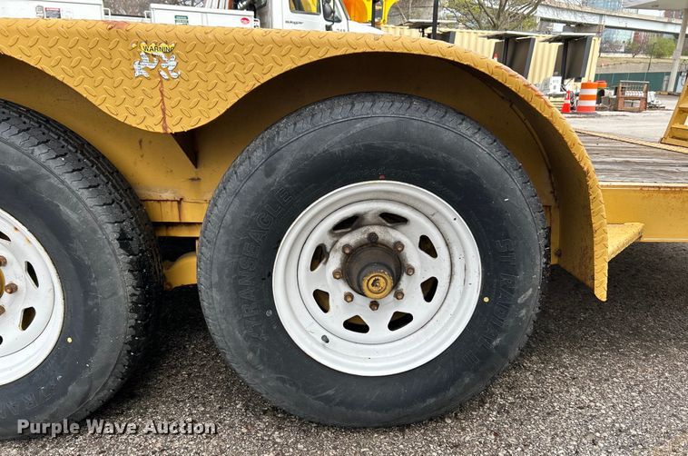 image for item EK4314 2009 Mac-Lander 20TFHWB equipment trailer