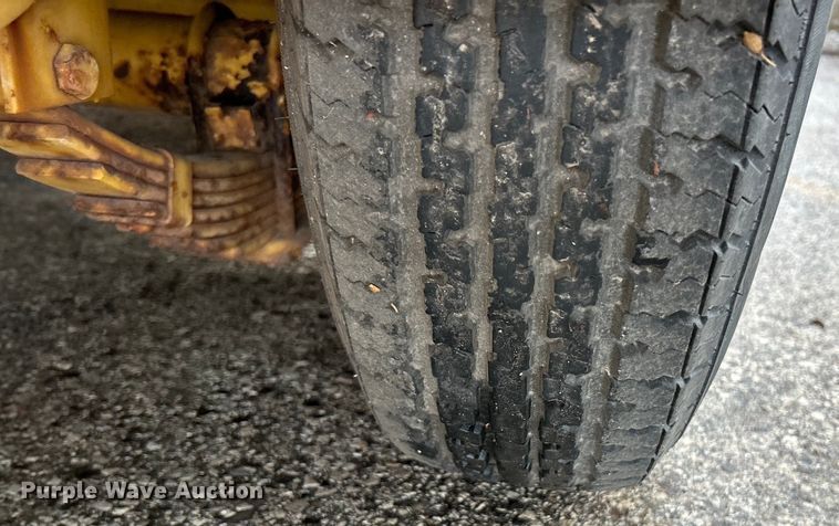 image for item EK4314 2009 Mac-Lander 20TFHWB equipment trailer