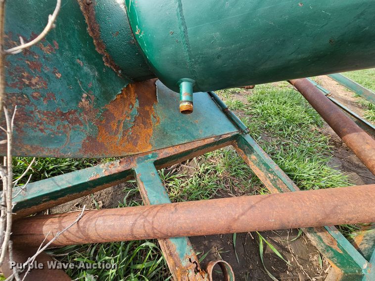 image for item EK5656 Oilfield equipment