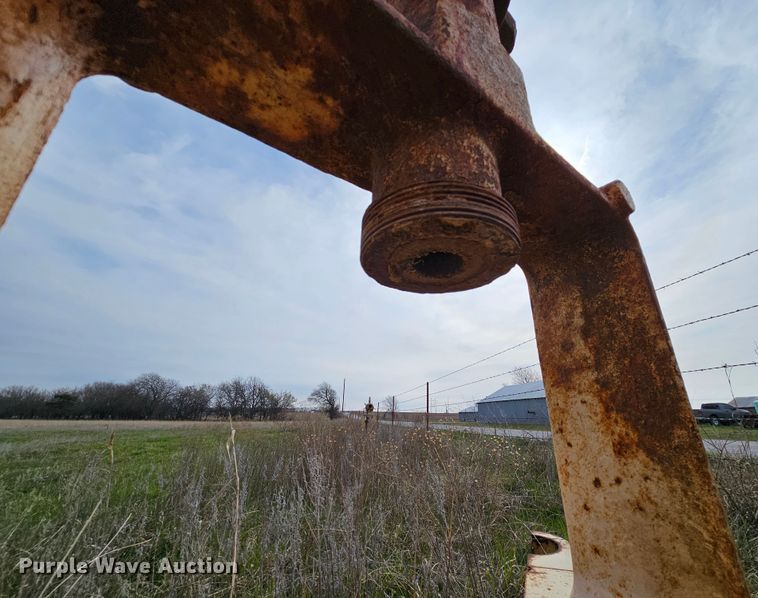 image for item EK5657 Oilfield equipment