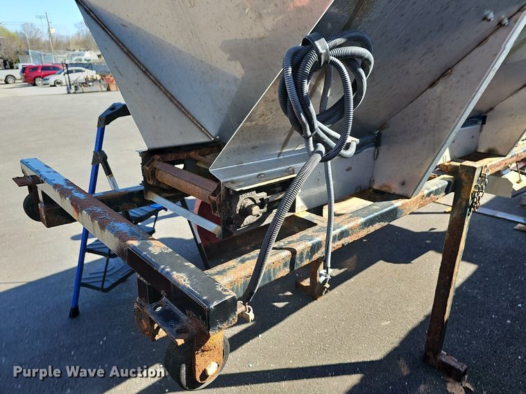 image for item EK5680 Snow removal equipment 