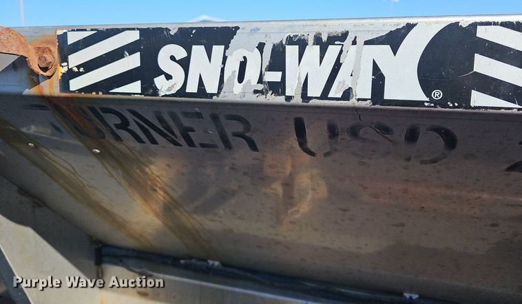 image for item EK5680 Snow removal equipment 