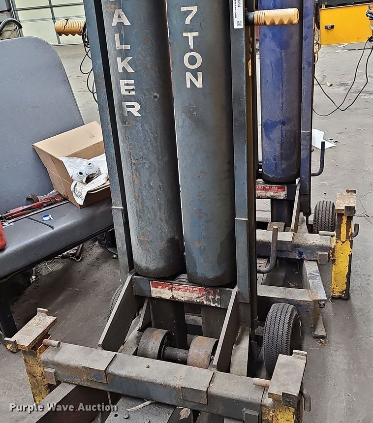 image for item EK5684 (2)  jacks