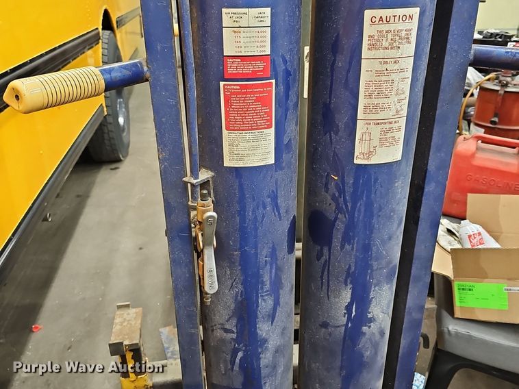 image for item EK5684 (2)  jacks