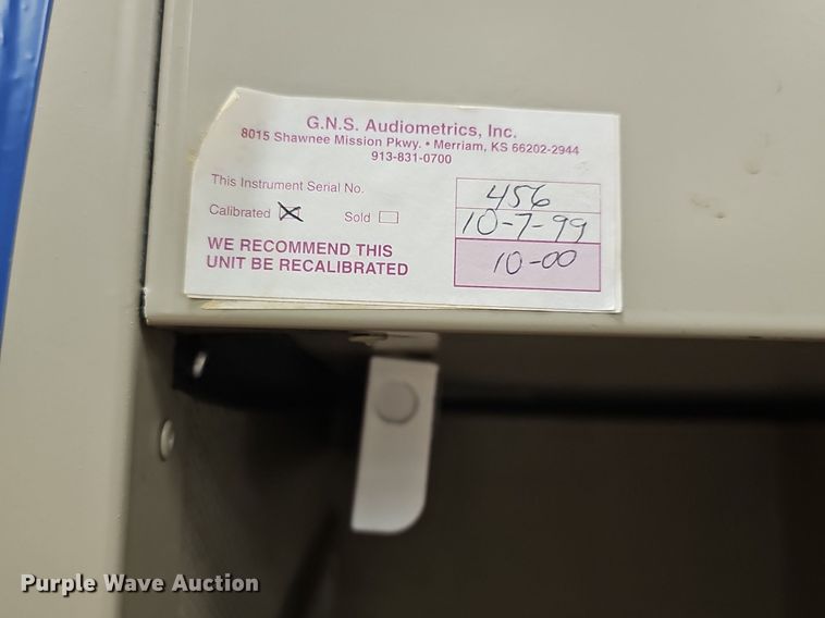 image for item EK5690 (3) hearing booths