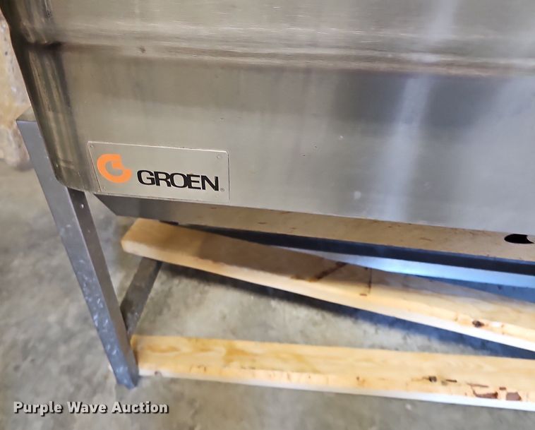 image for item EK5705 (2) tilt skillets