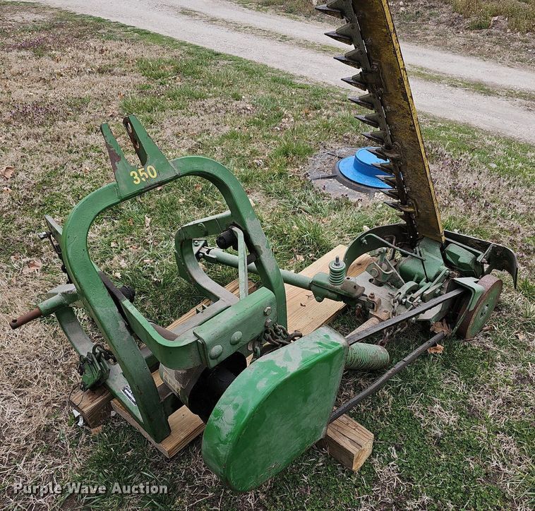 image for item EK5717 John Deere  350 sickle mower