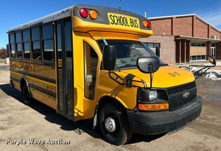 image for item EK9932 2012 Chevrolet 4500 school bus