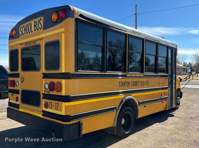 image for item EK9932 2012 Chevrolet 4500 school bus