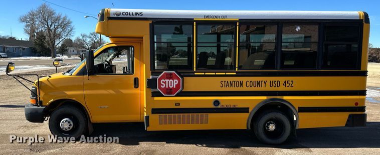 image for item EK9932 2012 Chevrolet 4500 school bus
