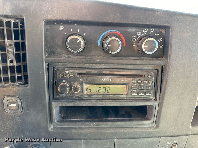 image for item EK9932 2012 Chevrolet 4500 school bus