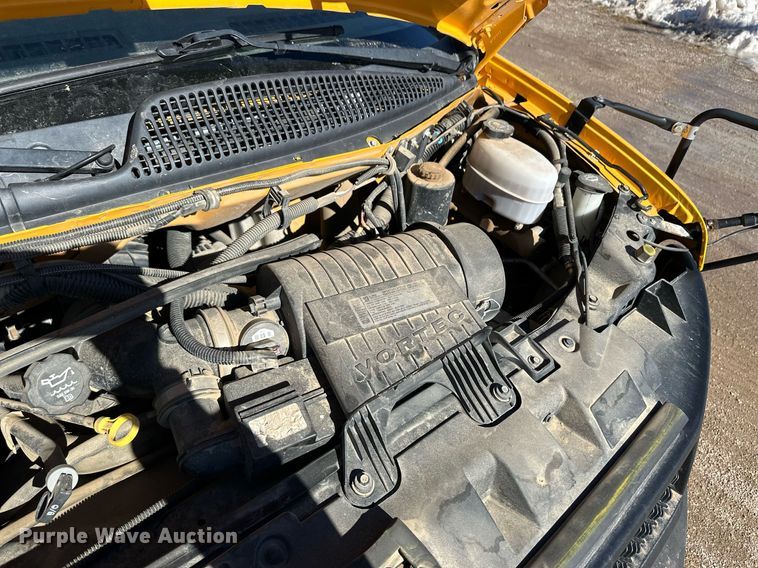 image for item EK9932 2012 Chevrolet 4500 school bus