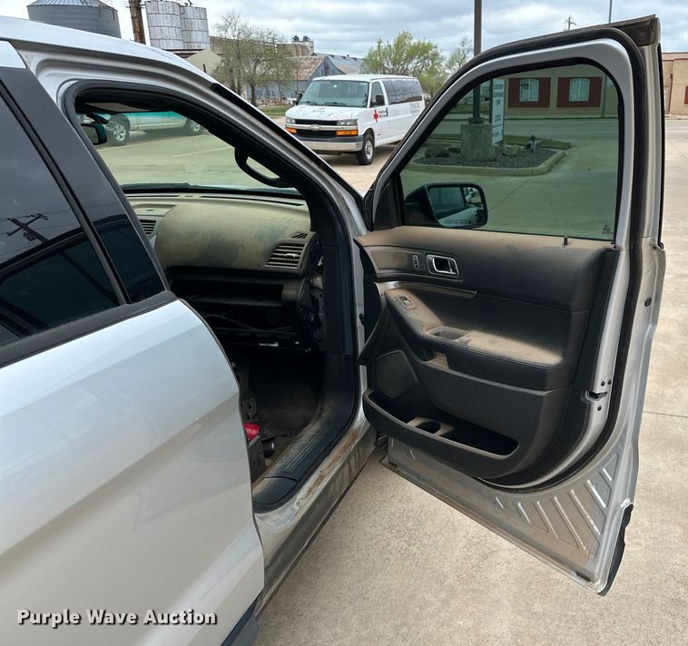 image for item IB9348 2014 Ford Explorer Police Interceptor SUV