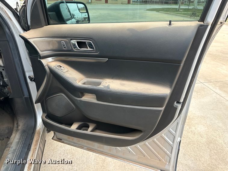 image for item IB9348 2014 Ford Explorer Police Interceptor SUV