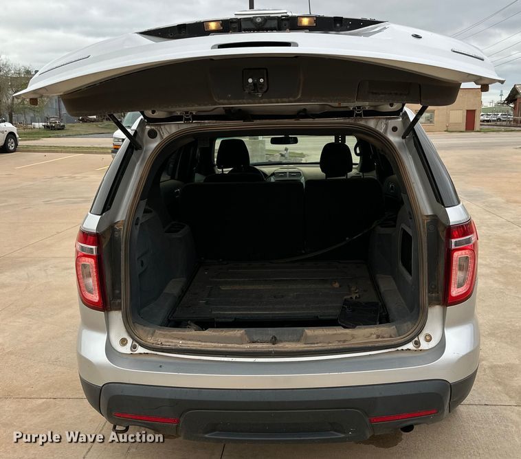 image for item IB9348 2014 Ford Explorer Police Interceptor SUV