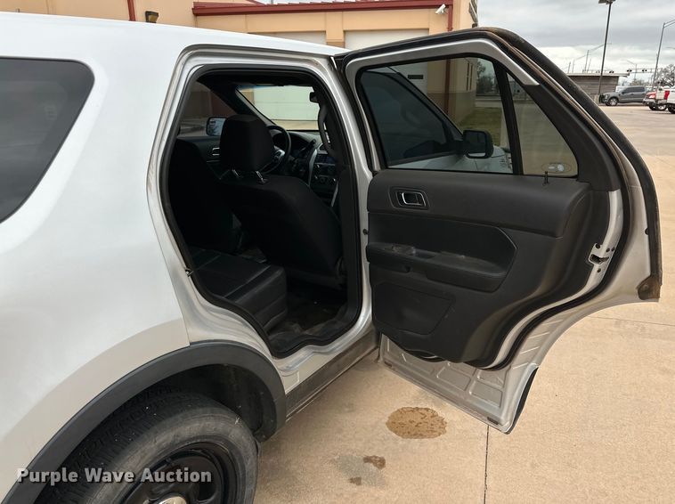 image for item IB9349 2015 Ford Explorer Police Interceptor SUV