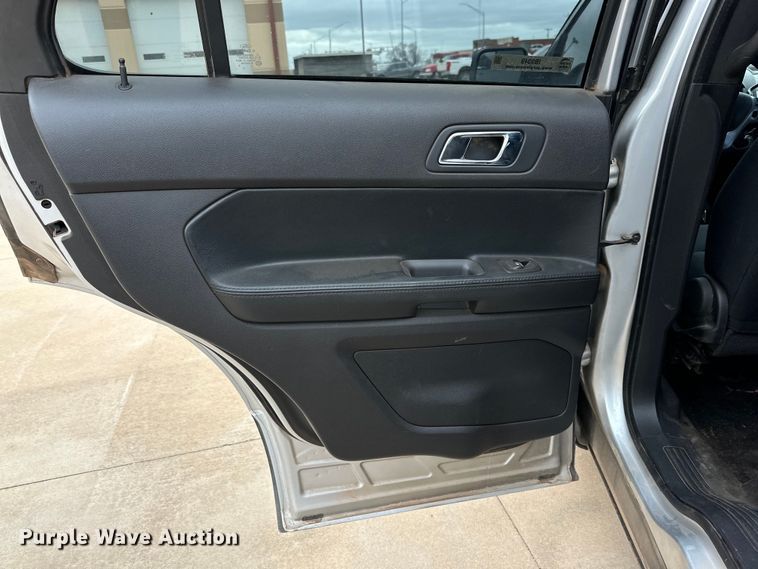 image for item IB9349 2015 Ford Explorer Police Interceptor SUV