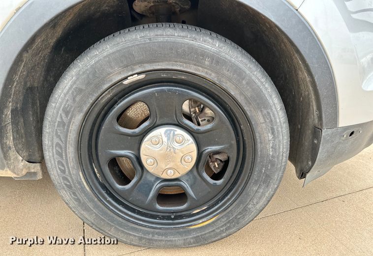 image for item IB9349 2015 Ford Explorer Police Interceptor SUV