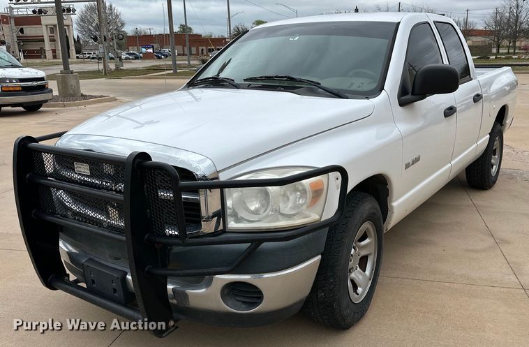 image for item IB9351 2008 Dodge Ram 1500 Quad Cab pickup truck