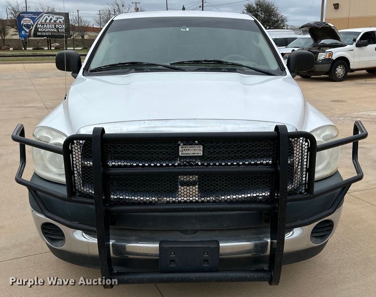 image for item IB9351 2008 Dodge Ram 1500 Quad Cab pickup truck