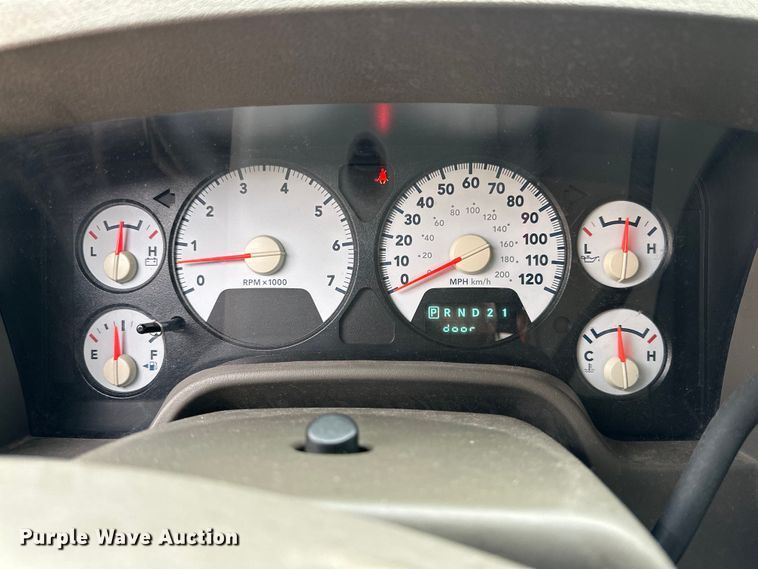 image for item IB9351 2008 Dodge Ram 1500 Quad Cab pickup truck