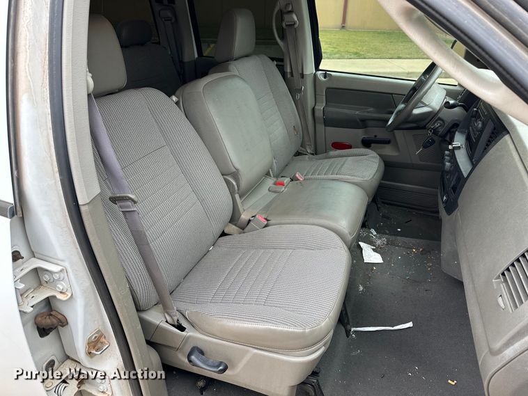 image for item IB9351 2008 Dodge Ram 1500 Quad Cab pickup truck