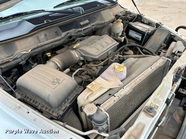 image for item IB9351 2008 Dodge Ram 1500 Quad Cab pickup truck